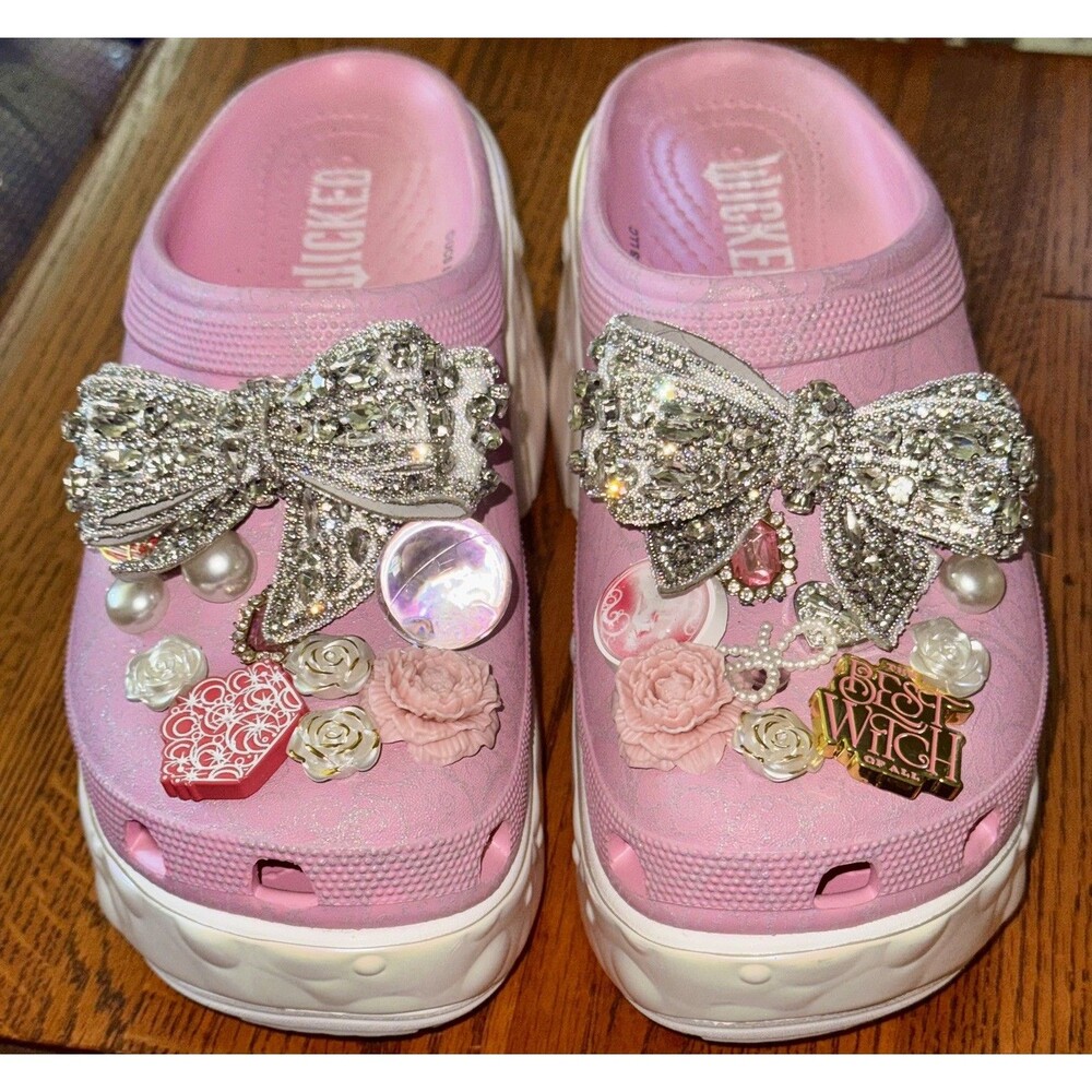 CROCS Wicked Glinda Siren Clog Women's Size 9 with Jibbitz Pink - one of a kind